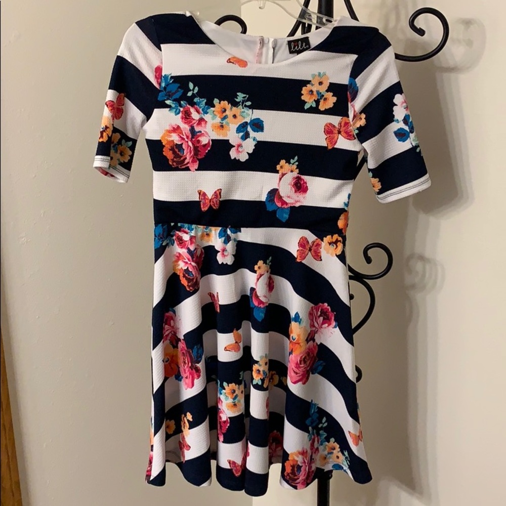 Like new! Lilt Girls Striped/Floral Dress Sz 16